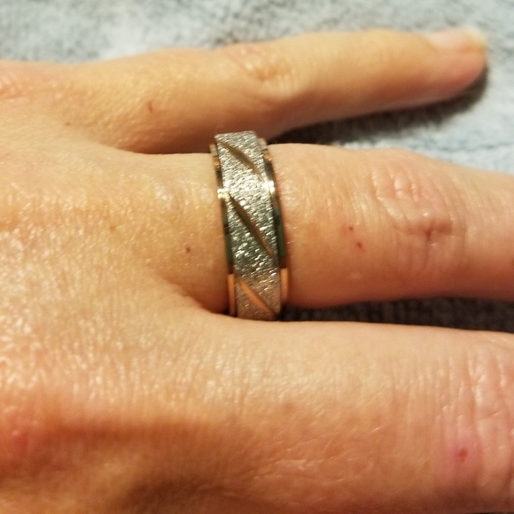 Titanium Rose Gold Spinner Band - Picture 4 of 5